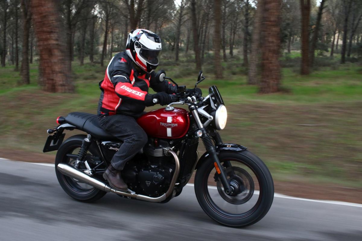 Prueba Triumph Bonneville Street Twin Versi N A Bienvenidos Novatos