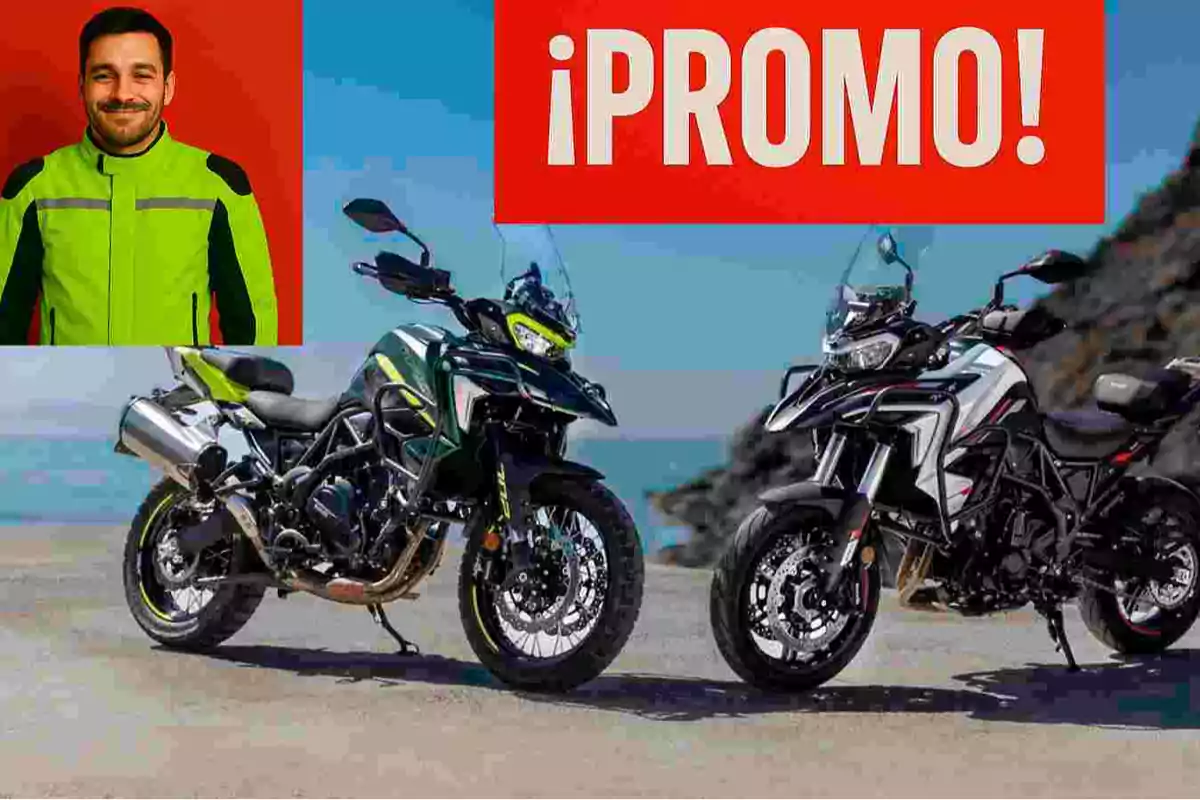 Hombre sonriente con chaqueta verde fosforescente en la esquina superior izquierda y dos motocicletas deportivas estacionadas junto al mar con un letrero grande de PROMO en la parte superior