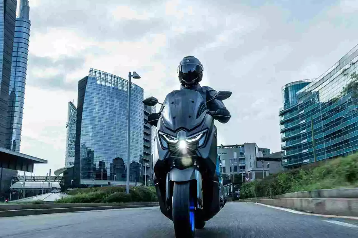 Yamaha NMAX 125 2025 Yamaha NMAX 125 2025