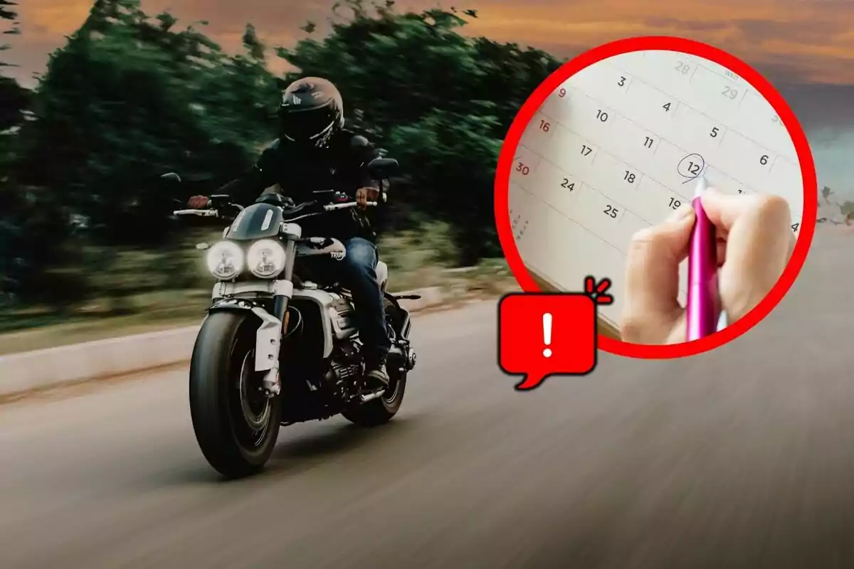 Persona conduciendo una motocicleta en carretera con un recuadro que muestra una mano marcando una fecha en un calendario y un ícono de advertencia. Persona conduciendo una motocicleta en carretera con un recuadro que muestra una mano marcando una fecha en un calendario y un ícono de advertencia.