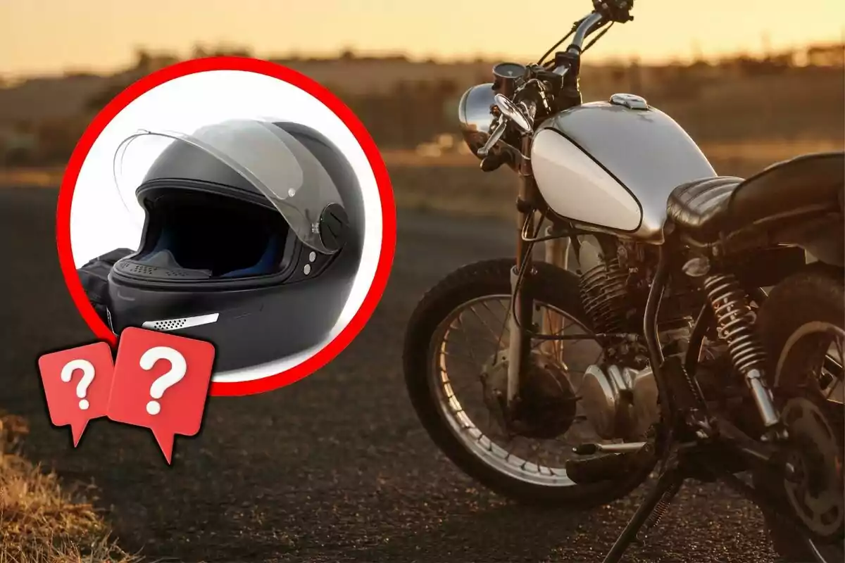 Motocicleta estacionada en una carretera al atardecer con un casco negro y dos íconos de signos de interrogación en un círculo rojo superpuesto.