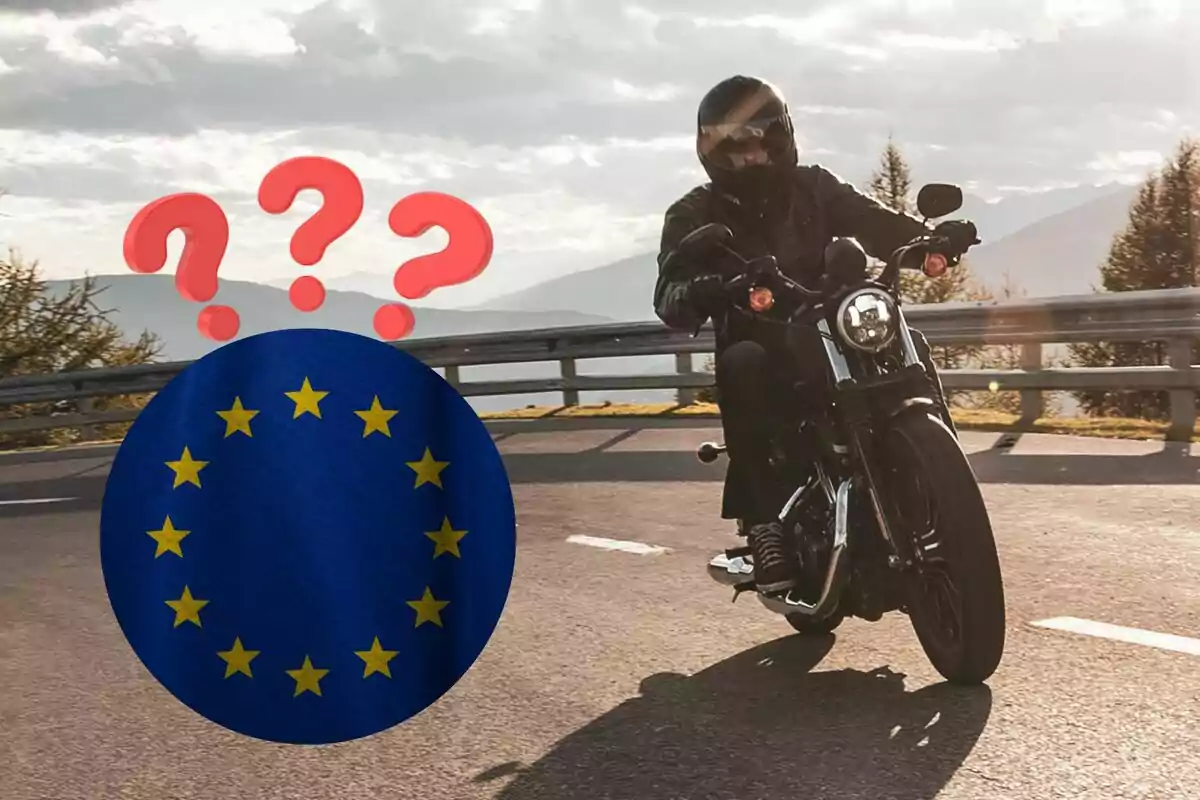 Persona conduciendo una motocicleta en carretera con un símbolo de la Unión Europea y signos de interrogación superpuestos