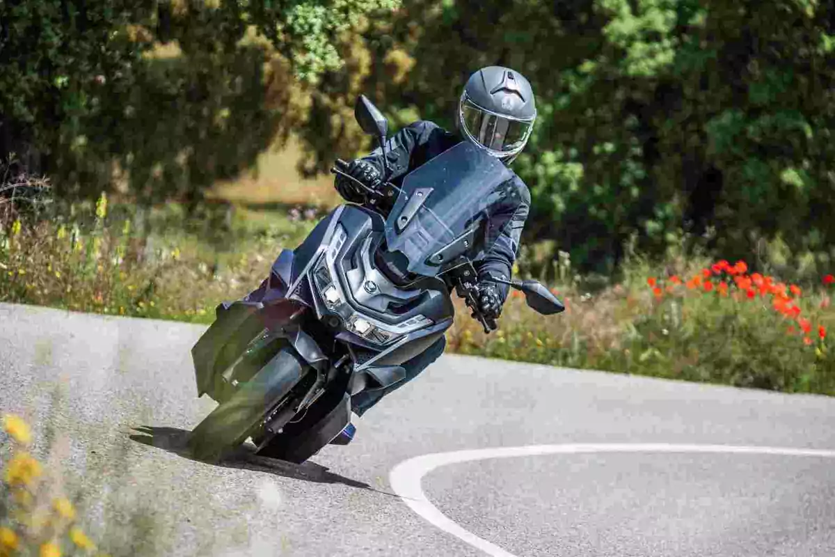 Probamos el Voge SR3, nuevo scooter para el carnet a2 Probamos el Voge SR3, nuevo scooter para el carnet a2