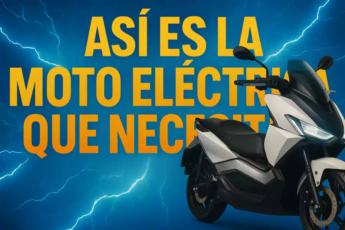 Motocicleta eléctrica blanca y negra frente a un fondo azul con rayos y texto grande en amarillo que dice así es la moto eléctrica que necesitas Motocicleta eléctrica blanca y negra frente a un fondo azul con rayos y texto grande en amarillo que dice así es la moto eléctrica que necesitas