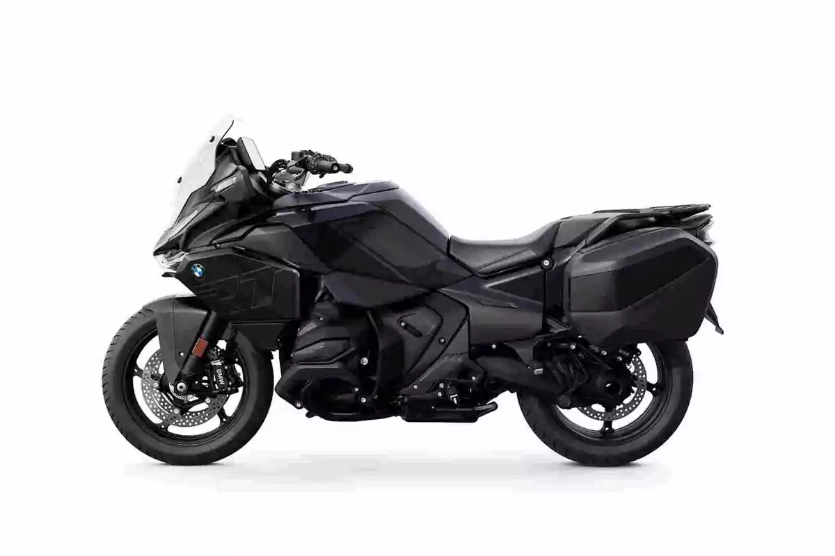 Probamos la nueva BMW R 1300 RT