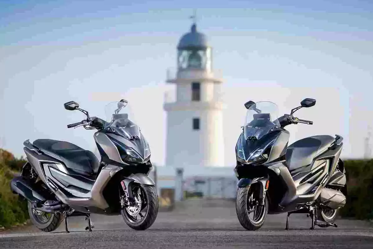 KYMCO presenta el Super Dink GT 350 KYMCO presenta el Super Dink GT 350