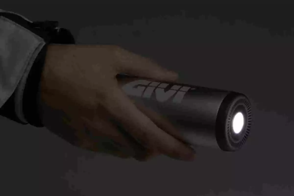 GIVI presents the rechargeable S502 compressor GIVI presents the rechargeable S502 compressor