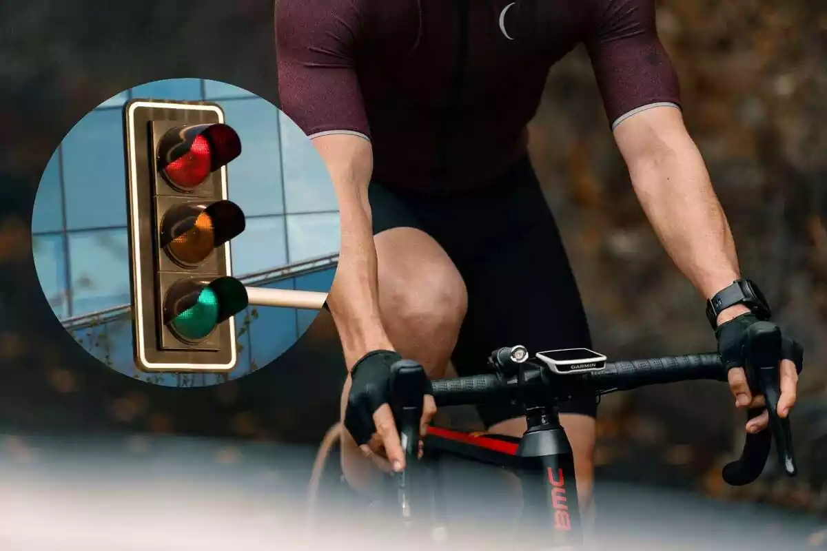 Un ciclista en una imatge de fons amb una altra de semàfor