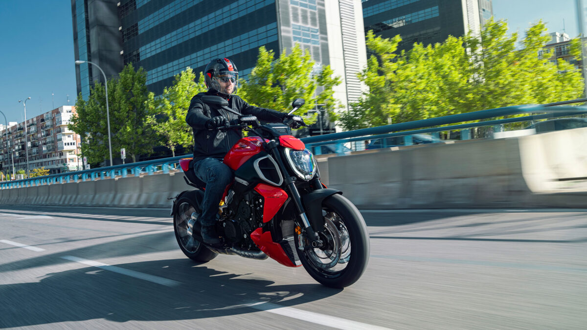 A la Ducati Diavel V4 no le paran de llover premios: “Best of the Best» en los Red Dot Awards