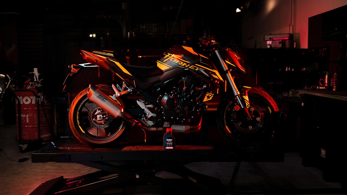 Motul revoluciona el mundo del lubricante para motos con la innovadora gama NGEN