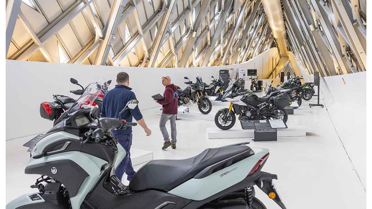 Zaragoza se postula como referente de movilidad en España y no se olvida de las motos