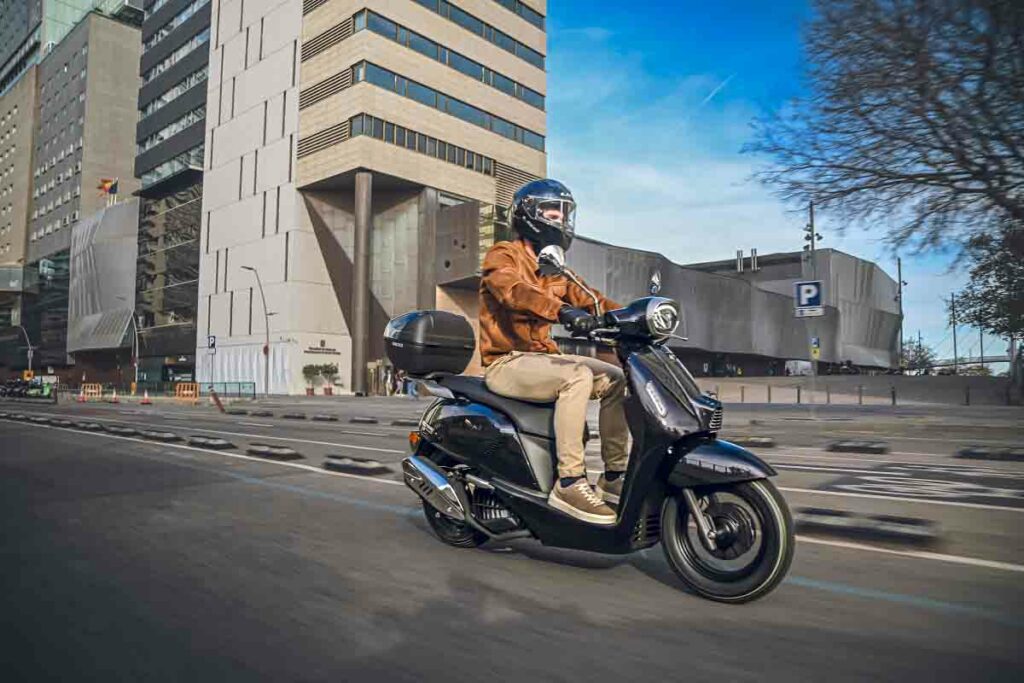 QJ Motor scooters 2024