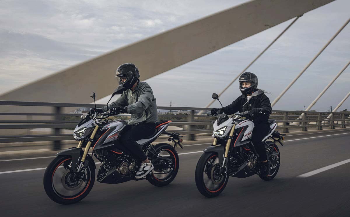 Fotos de la moto naked para carnet B QJ Motor SRK 125S